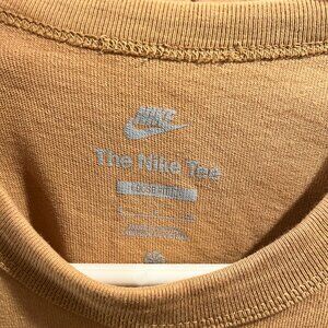 NIKE Loose Fit Tee | Men's Small